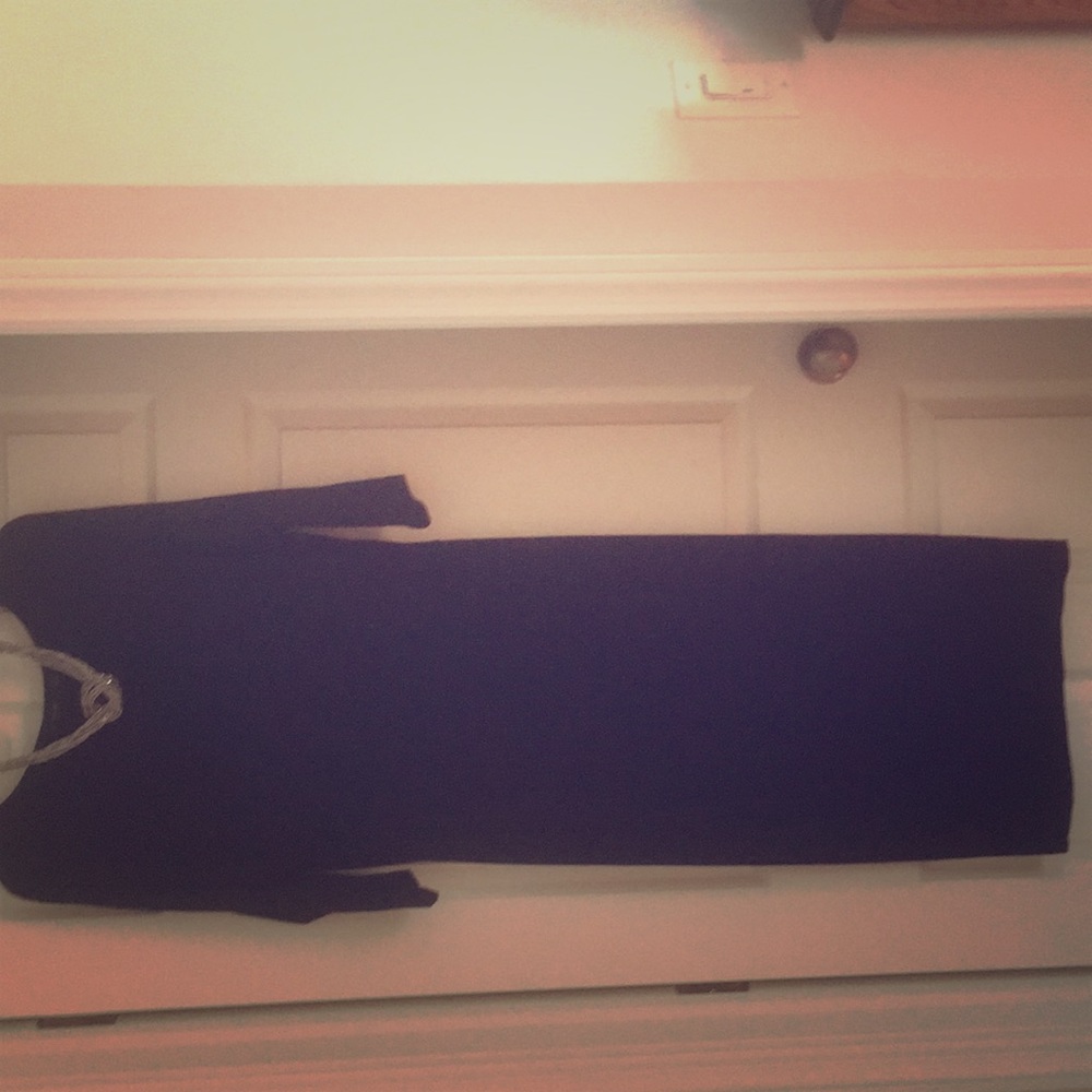 Classic black dress with Silver knot necklace